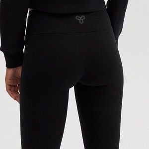 Tna Equator Legging from Aritzia